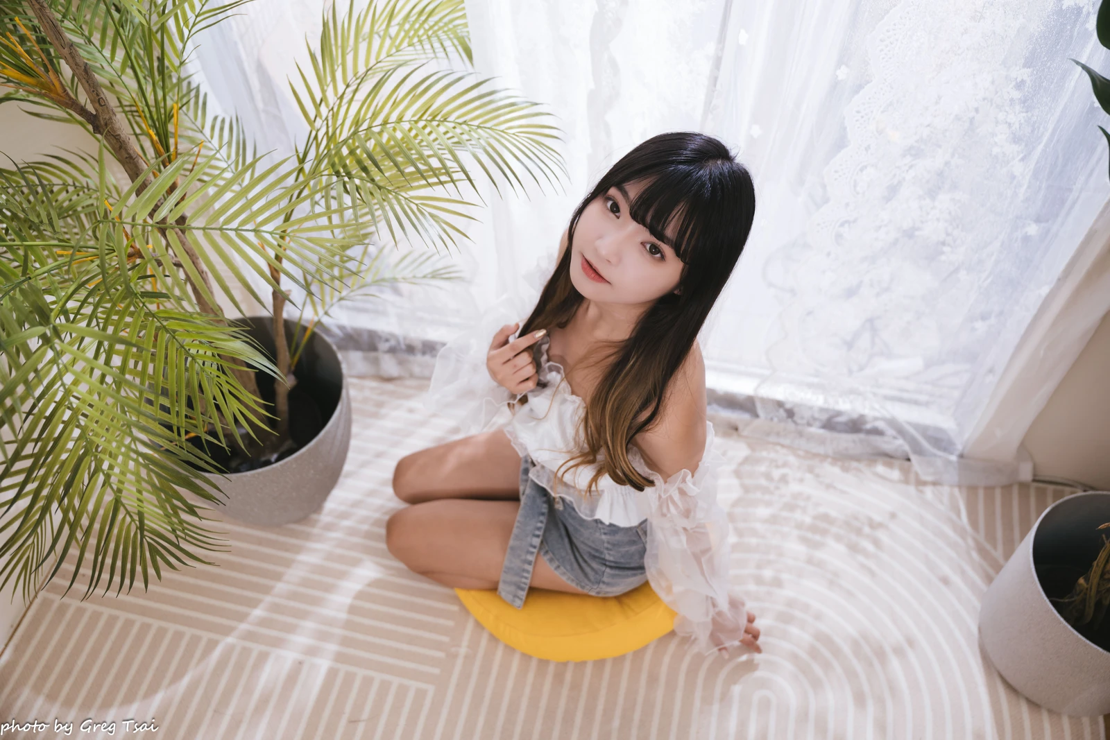 小穎---牛仔裙-[129P-386MB]-9.webp